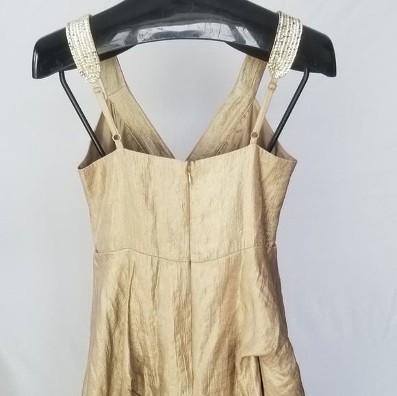 NWT BCBGMAXAZRIA Women's Gold Sequin Beaded Ruched Bubble Hem A-Line Dress US4 - Picture 4 of 10
